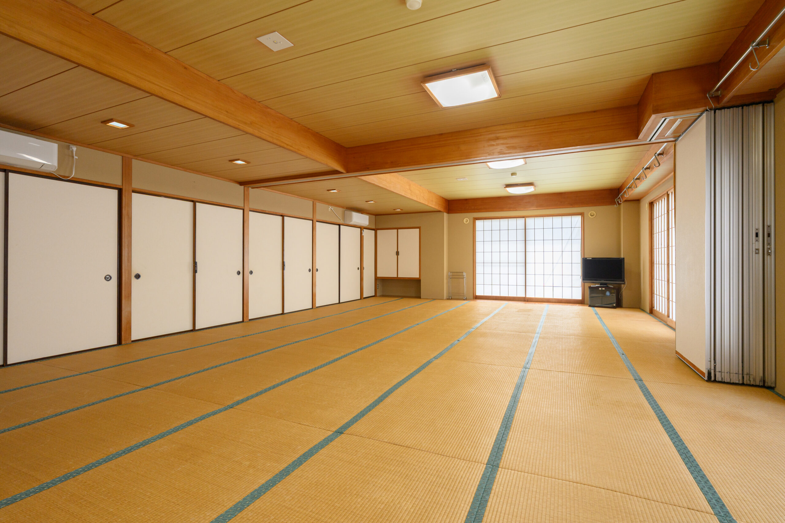 大広間（約30名）